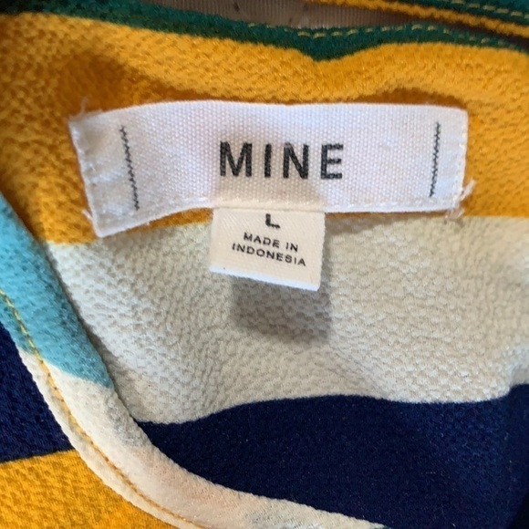 Mine Scalloped Edge Multi Color Striped Front Tie Camisole, Size Large - Picture 4 of 8